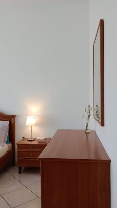 Comodo Bilocale A Brandizzo Bagian luar foto